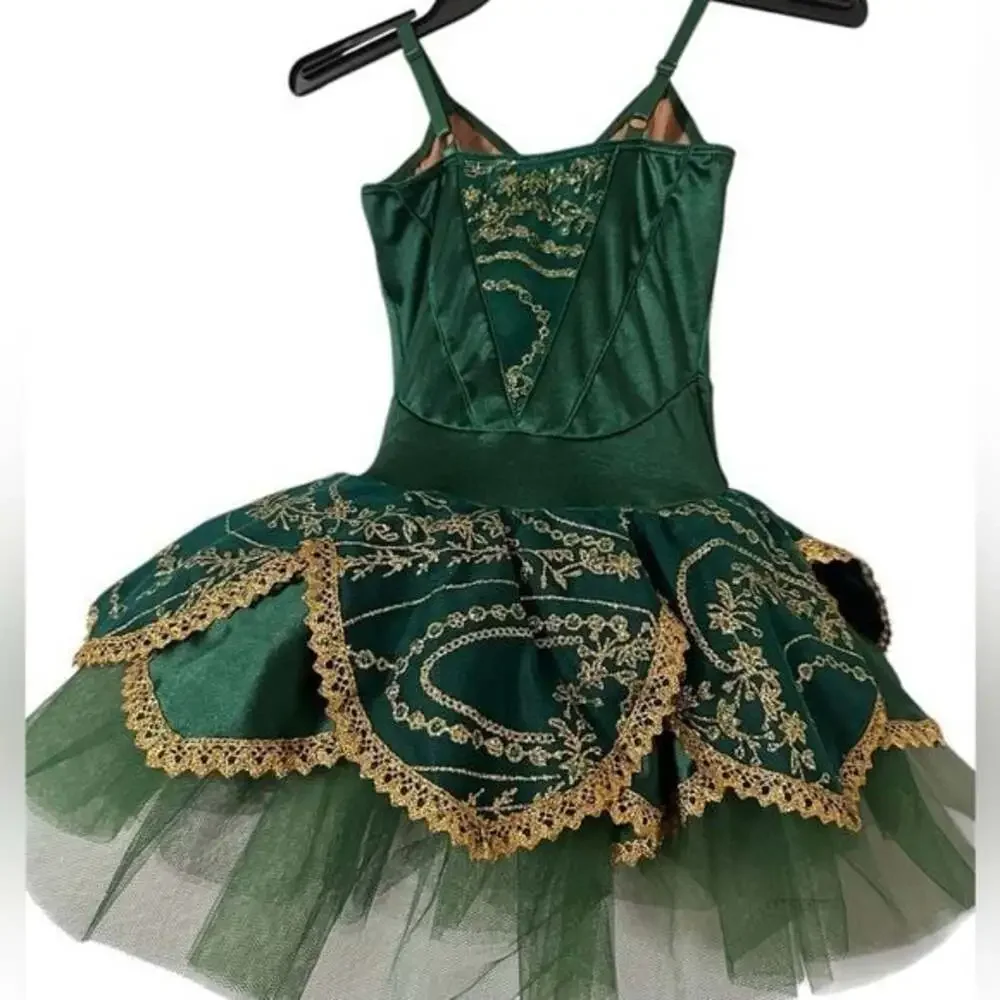 Revolution Dance wear Size MC